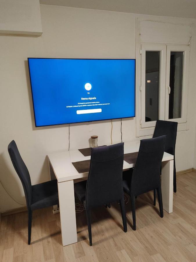 Tomy Apartment Копер Екстериор снимка