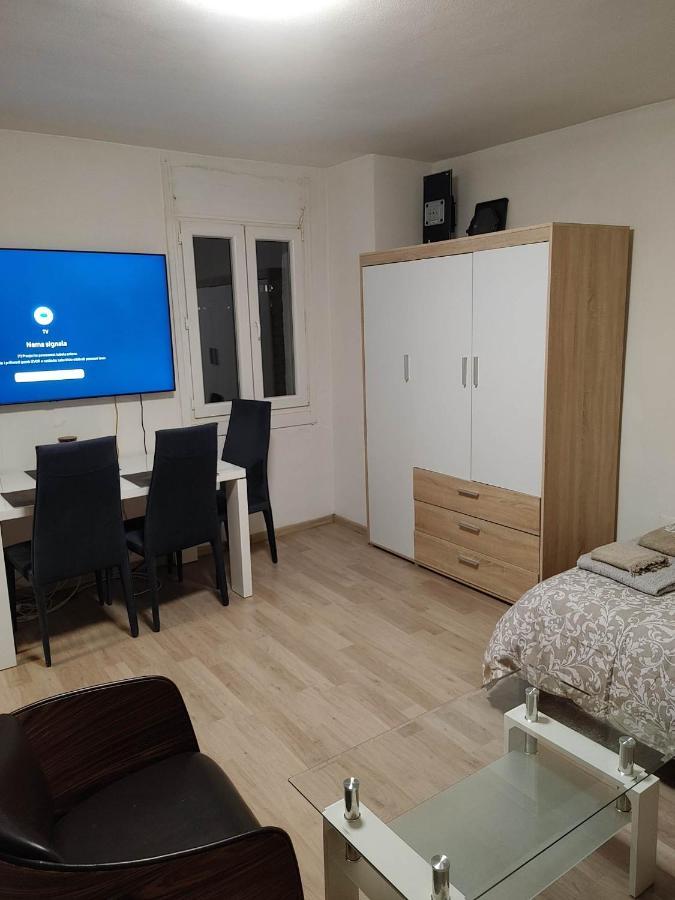 Tomy Apartment Копер Екстериор снимка